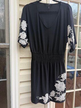 WHITE HOUSE BLACK MARKET (WHBM) KIMONO SLEEVE SMOCKED WAIST JERSEY KNIT DRESS, S